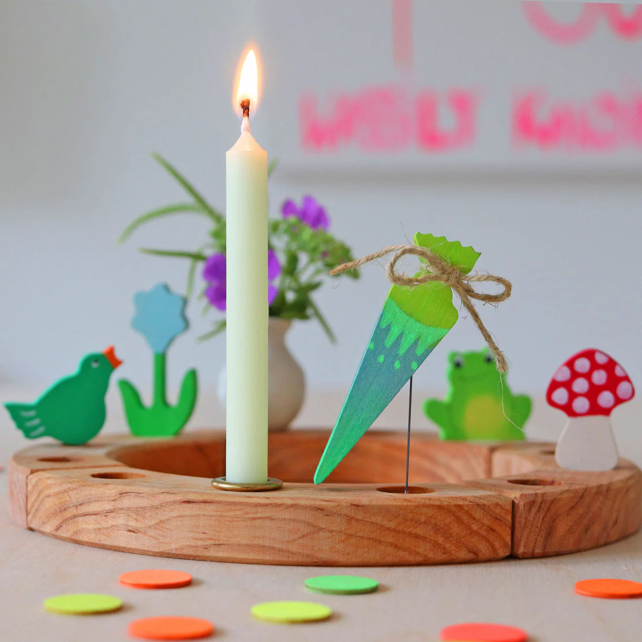 GRIMM’S | Houten jaarring steker | School cone (groen)