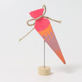 GRIMM’S | Houten jaarring steker | School cone (roze)